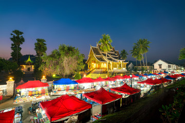 Fototapeta na wymiar The night market in Luang Prabang