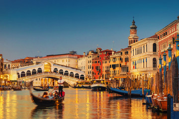 Fototapeta na wymiar Grand Canal and Rialto Bridge, Venice