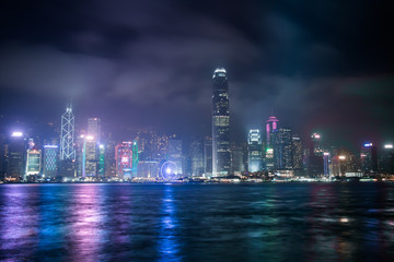 Obraz premium Night view of Victoria Harbor