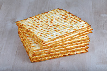 Matzah on wooden table