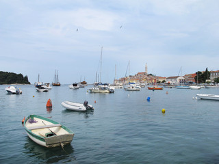 Fototapeta na wymiar boats in the docks of Porec in Croatia