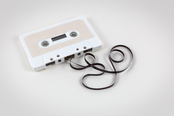 Cassette tape with pull-out tape - 138108890