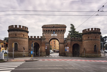 Porta Saragozza Bologna © feferoni