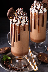 Chocolate frappe with cookies