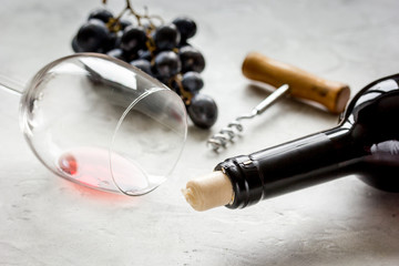 Fototapeta na wymiar Wine set with bottle and grape on white background