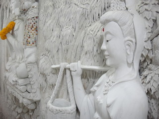 Sculpture wall