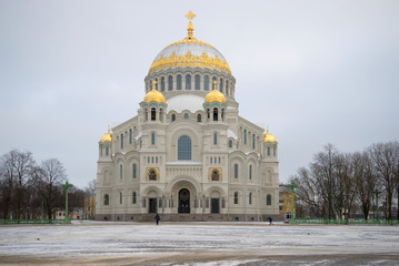 Fototapeta premium A view of the St. Nicholas Naval Cathedral gloomy January day. Kronstadt, Russia