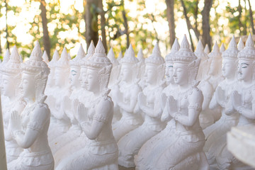 Obraz premium Unfinished Buddhism god statue in public temple in Thailand