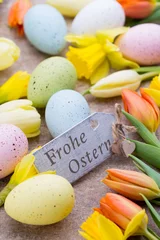 Poster Im Rahmen Easter and spring decoration, flowers and eggs. © gitusik