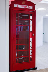 Obraz premium Classic British Red Telephone Booth