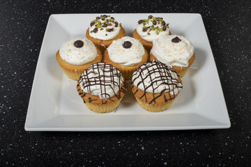 cupcakes with vanilla butter cream frosting