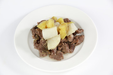 Cooked beef with sweet potatoes