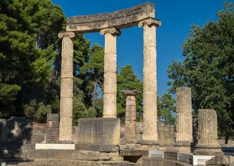 Fototapeta na wymiar Philippeion, Antikes Olympia, Peloponnes, Griechenland., 17010.jpg
