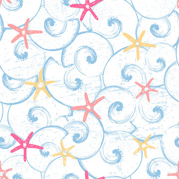 Ink hand drawn seamless pattern with seashells and starfishes