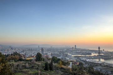 Fototapeta na wymiar HDR panorama of Barcelona 