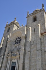 Fototapeta na wymiar Main Facade Porto cathedral, Portugal