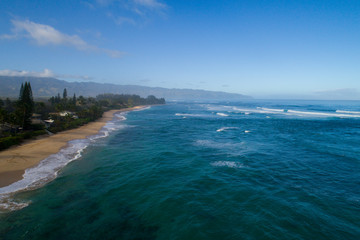 Fototapeta na wymiar Amazong waves north Shore Hawaii Oahu