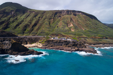 Fototapeta na wymiar Mountains in Hawaii Oahu
