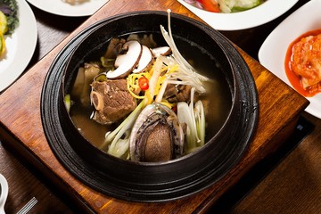 jeonbok galbitang. Abalone and Short Rib Soup.