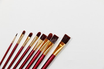 Pinseln auf Leinwand, breit bis schmal