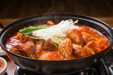  dakbokkeumtang. Braised Spicy Chicken.