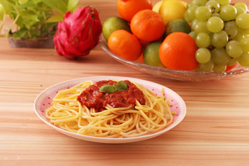 おいしそうなミートソーススパゲティ
