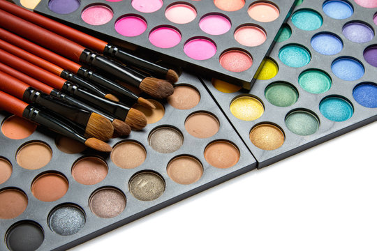 Professional makeup brushes and eyeshadow palette