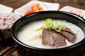 seolleongtang. Ox Bone Soup .	