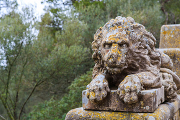 Fototapeta na wymiar Sculpture of a Lion