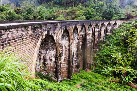 Nine Arches Bridge Demodara in Ella, Sri Lanka.