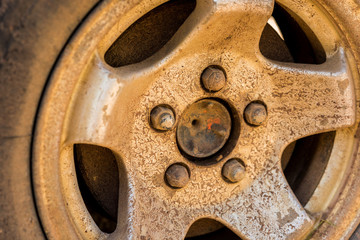 Obraz na płótnie Canvas Wheel tire mess up with mud and dirt