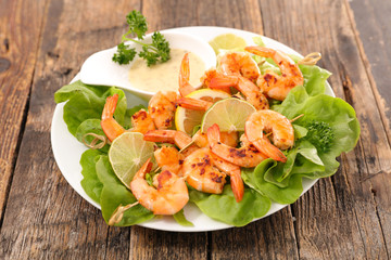 fried shrimp skewer and sauce