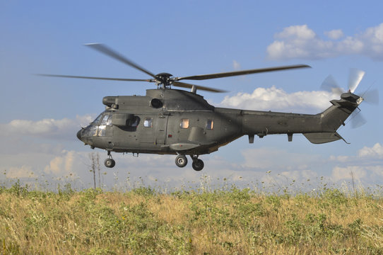 Helicóptero AS 332 Super Puma