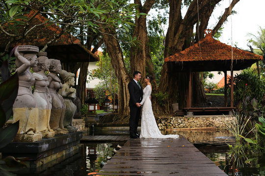 Bride and groom in Bali on their honeymoon