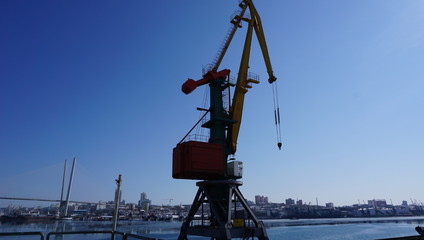 Кран. Порт  Владивосток. Россия.