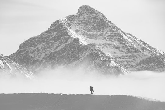 Fototapeta Great massive mountain peak in the winter landscape