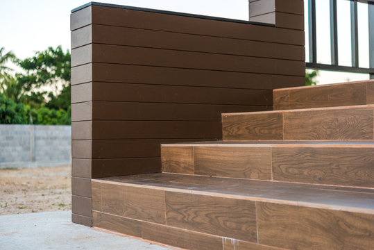 The ceramic tile staircase steps, ceramic floor tiles wood pattern