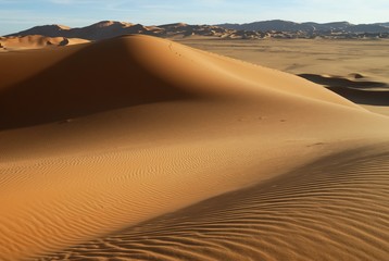 Fototapeta na wymiar Sand dunes in Sahara desert, Libya