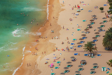 Przepiękna plaża Teresitas na Teneryfie
 - obrazy, fototapety, plakaty