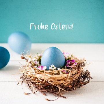 Frohe Ostern! in frischem Türkis
