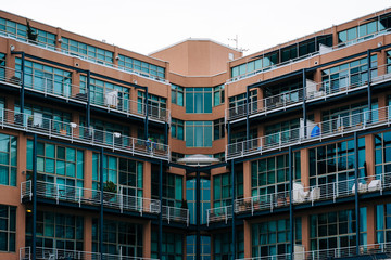 Obraz premium Modern architectural details in Canton, Baltimore, Maryland.