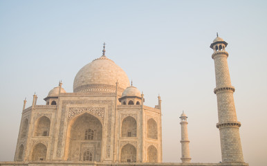 Fototapeta na wymiar Scenic Taj Mahal temple