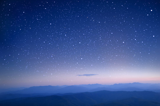 starry in the night sky use as wallpaper