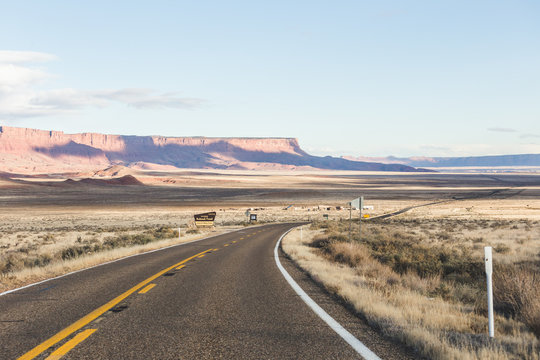 Desert Highway Landscape in Arizona