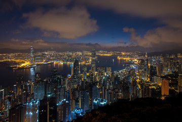 Fototapeta premium Noc widok od Wiktoria szczytu w Hong Kong
