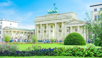 Porte de Brandebourg à Berlin, Allemagne © Alexi Tauzin