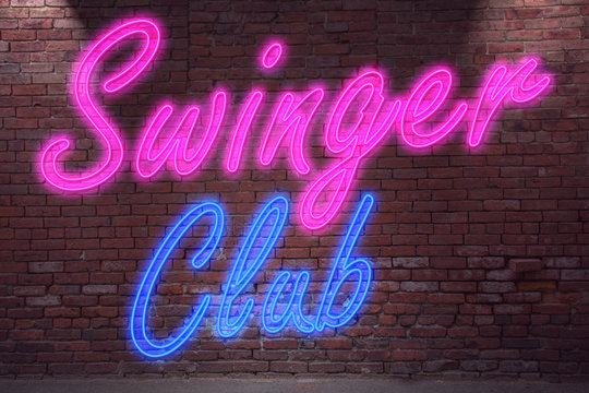 Leuchtreklame Swinger Club an Ziegelsteinmauer