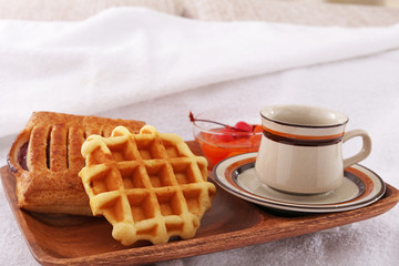 美味しいワッフルとコーヒー