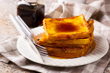 pumpkin french toast  with marple syrop