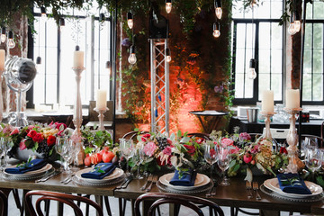 flower arrangement retro vintage electric lamp